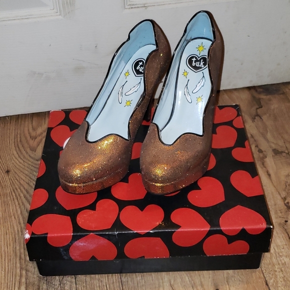 T.U.K | Belle of the Ball Copper Pumps - Picture 7 of 11